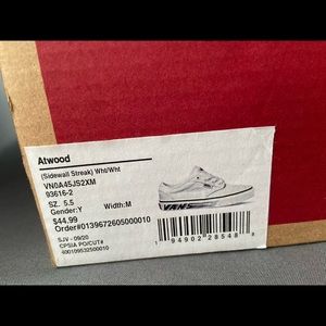 Youth vans Size 5.5 BRAND NEW NEVER WORN